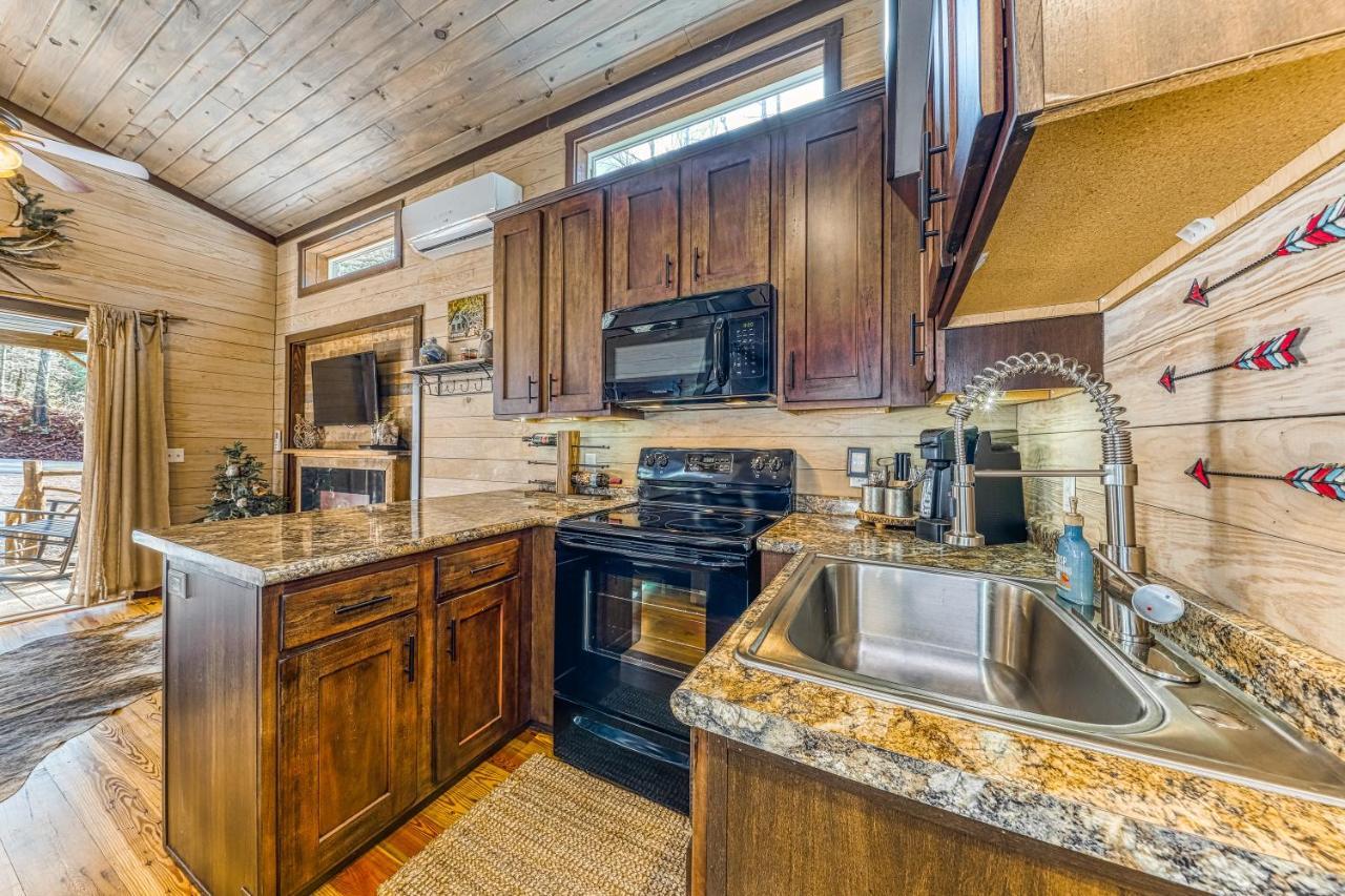 Smoky Mountain Tiny Home Pigeon Forge Eksteriør billede